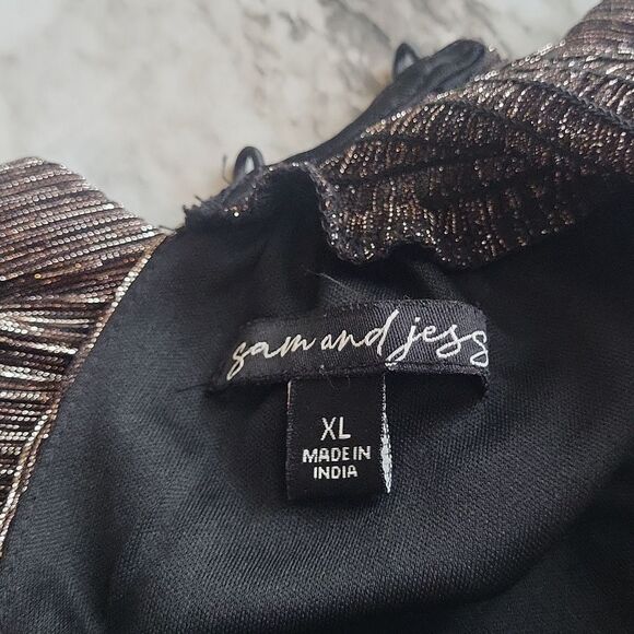 Metallic Smocked Tiered-Skirt Dress XL Sam & Jess - Picture 13 of 15